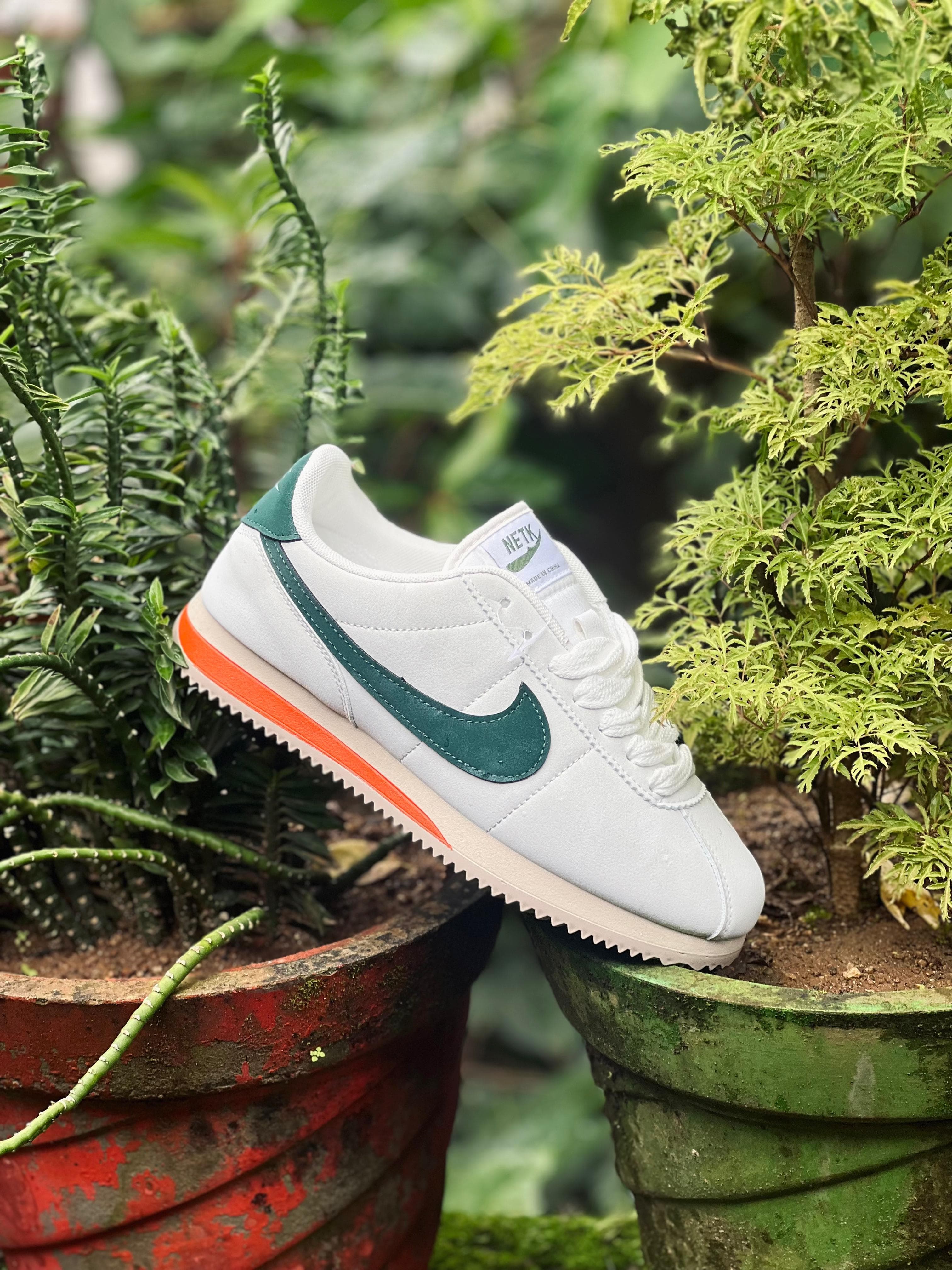 STOCK CLEARANCE🫣
IMPORTED SHOE🔥