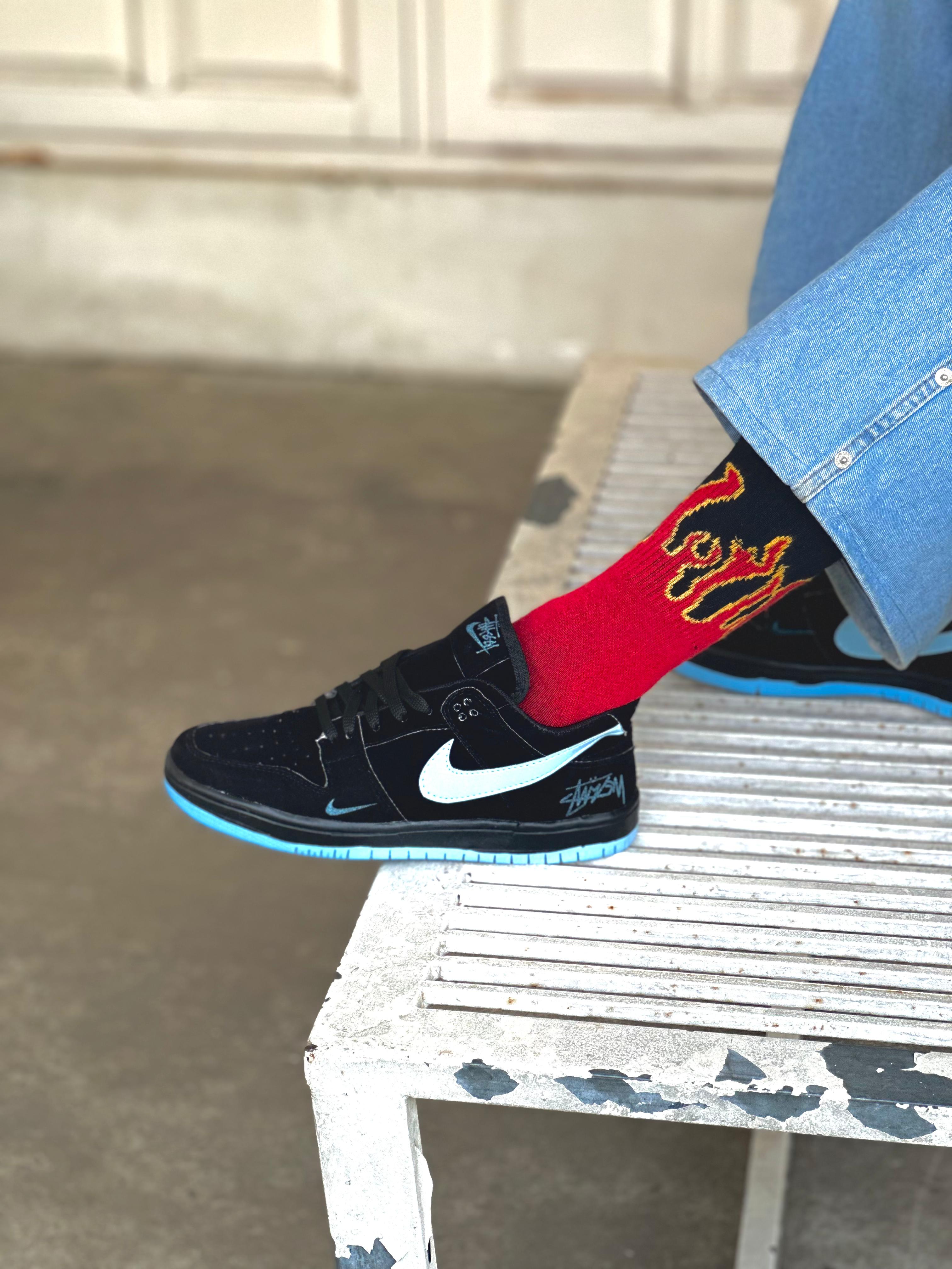 †NIKE SB DUNK STUSSY†